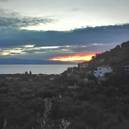 Luxury Mansion In Pelion Hills * Áfissos